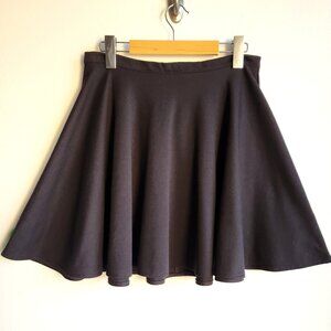 NWOT Simons Twik Black Skater Mini Skirt - M